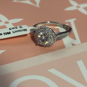 Elegant Silver Moissanite Ring